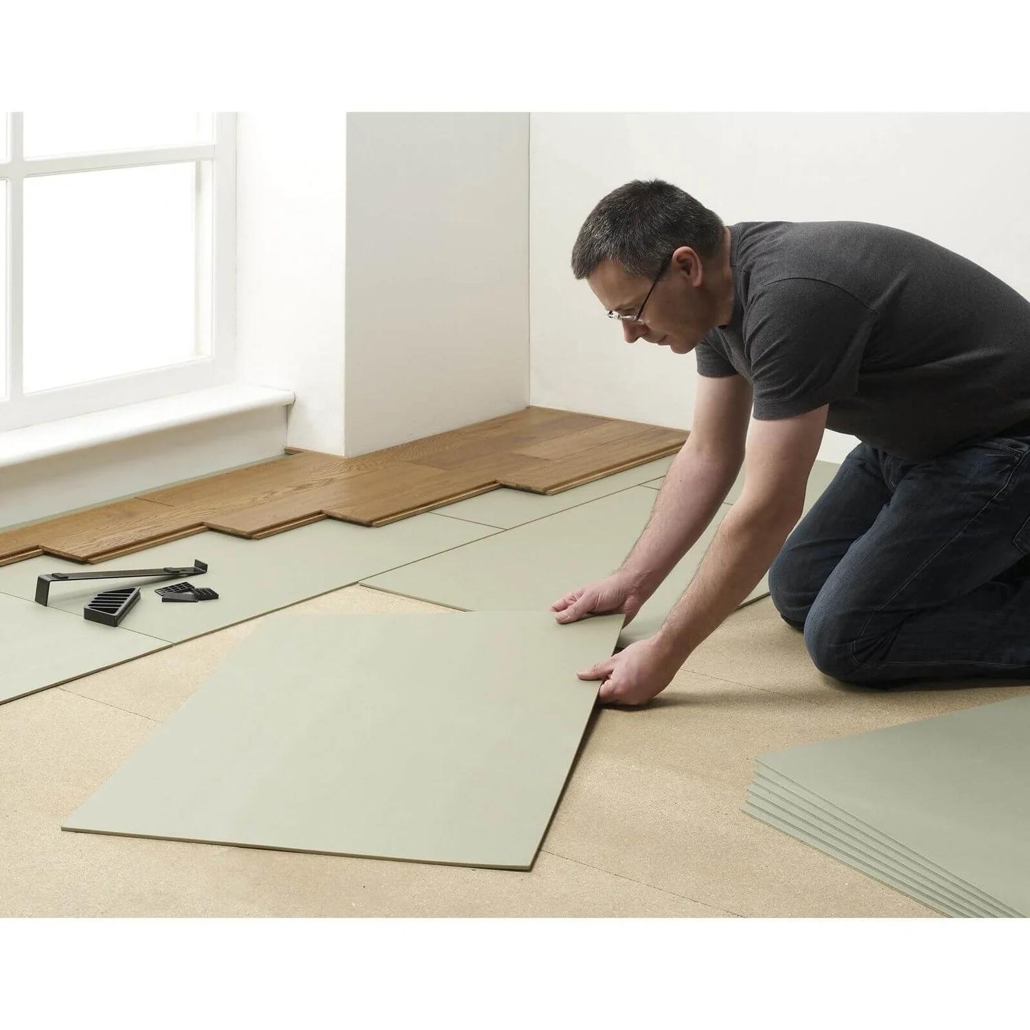 Vitrex 5 Star Sound Reduction Laminate Underlay - 9.76 Sqm 2 Vitrex 5 Star Sound Reduction Laminate Underlay - 9.76 Sqm - Image 2