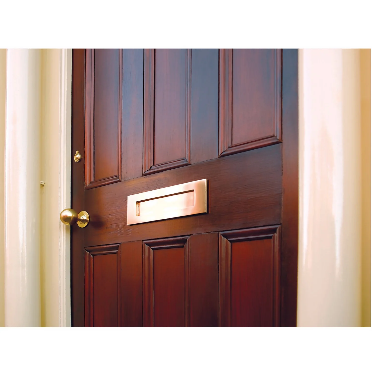 Ronseal Quick Drying Woodstain Walnut Satin - 750ml 2 Ronseal Quick Drying Woodstain Walnut Satin - 750ml - Image 2