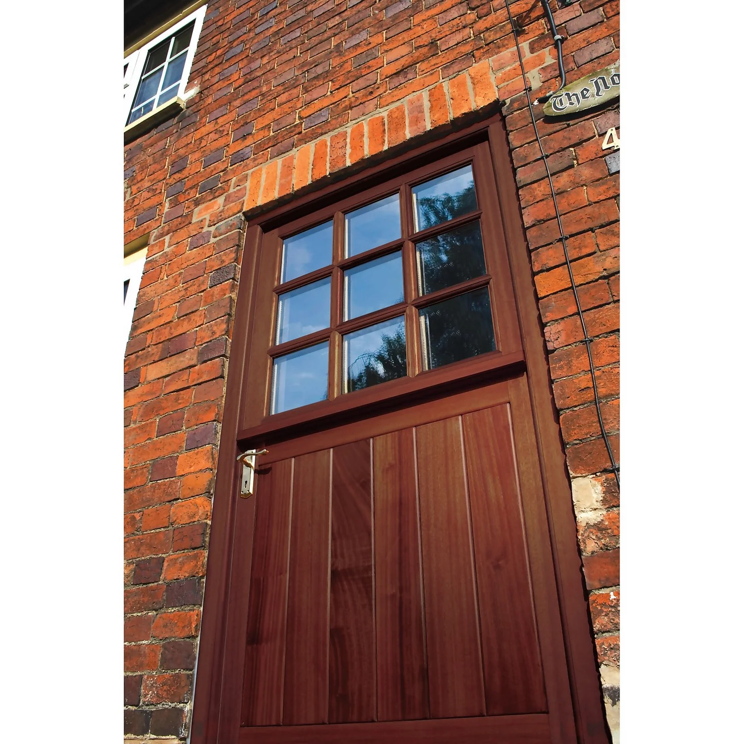 Ronseal Quick Drying Woodstain Walnut Satin - 750ml 4 Ronseal Quick Drying Woodstain Walnut Satin - 750ml - Image 4