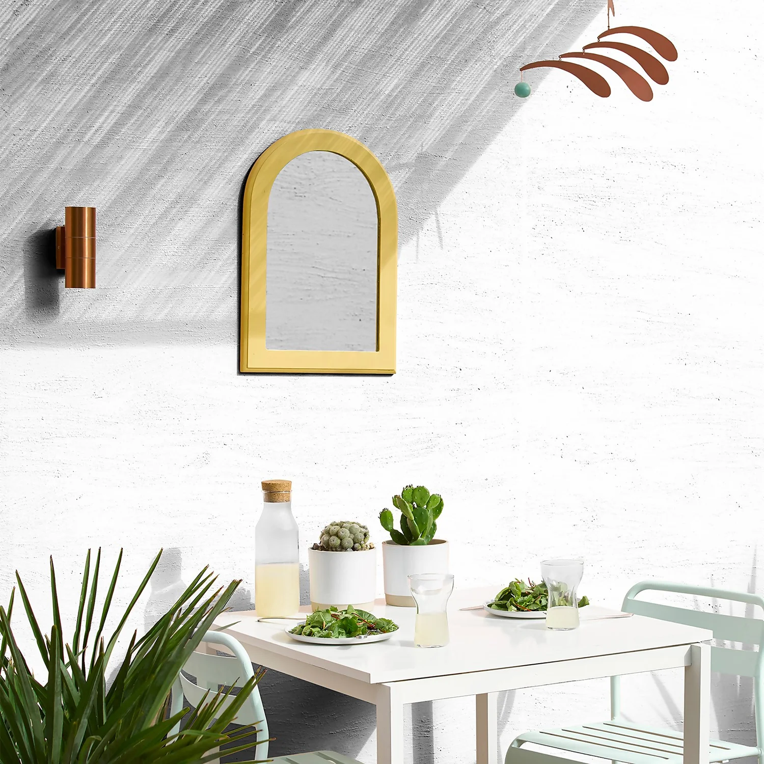 Sandtex® Ultra Smooth Masonry Paint Pure Brilliant White - 12L 4 Sandtex® Ultra Smooth Masonry Paint Pure Brilliant White - 12L - Image 4