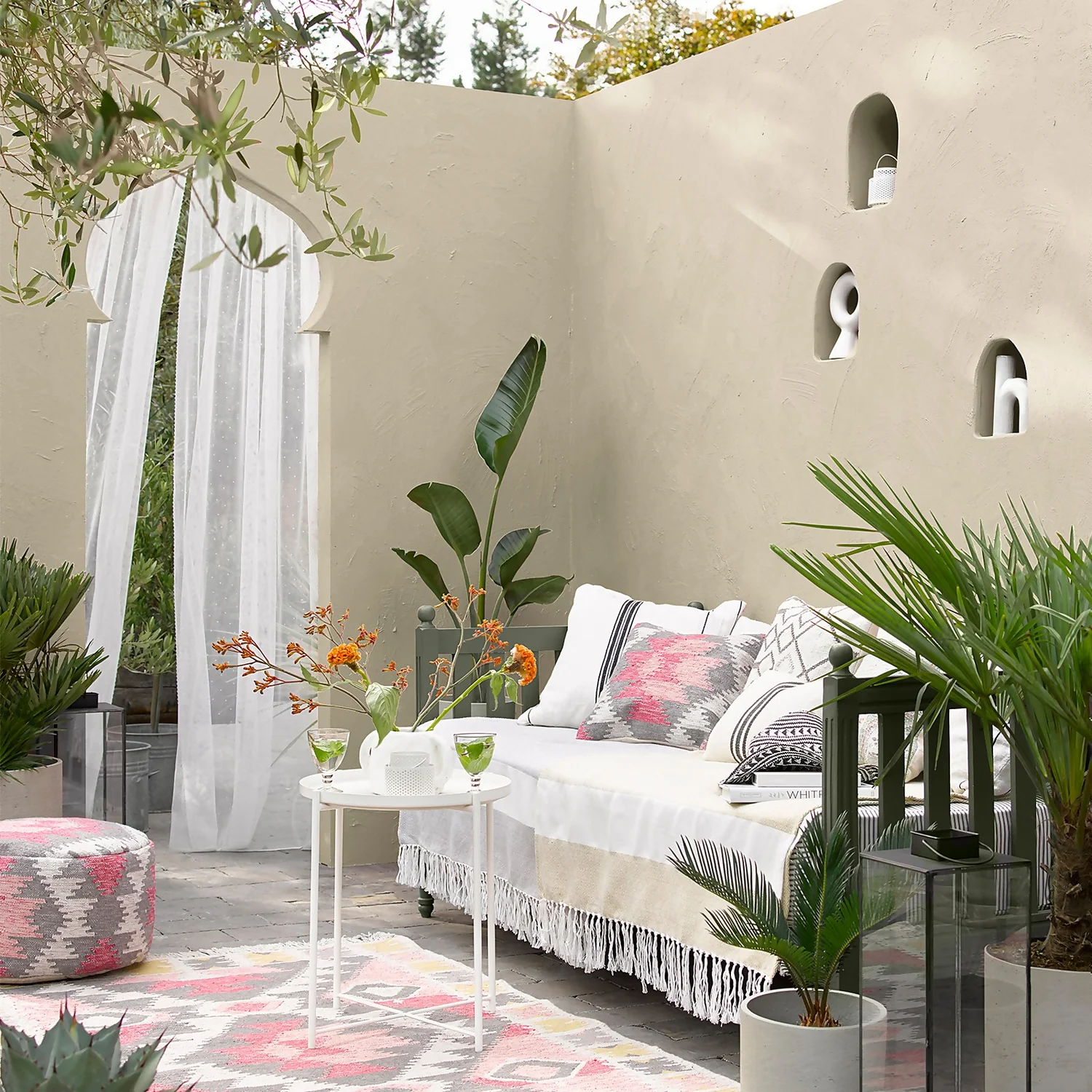 Sandtex Ultra Smooth Masonry Paint - Country Stone - 150ml 3 Sandtex Ultra Smooth Masonry Paint - Country Stone - 150ml - Image 3