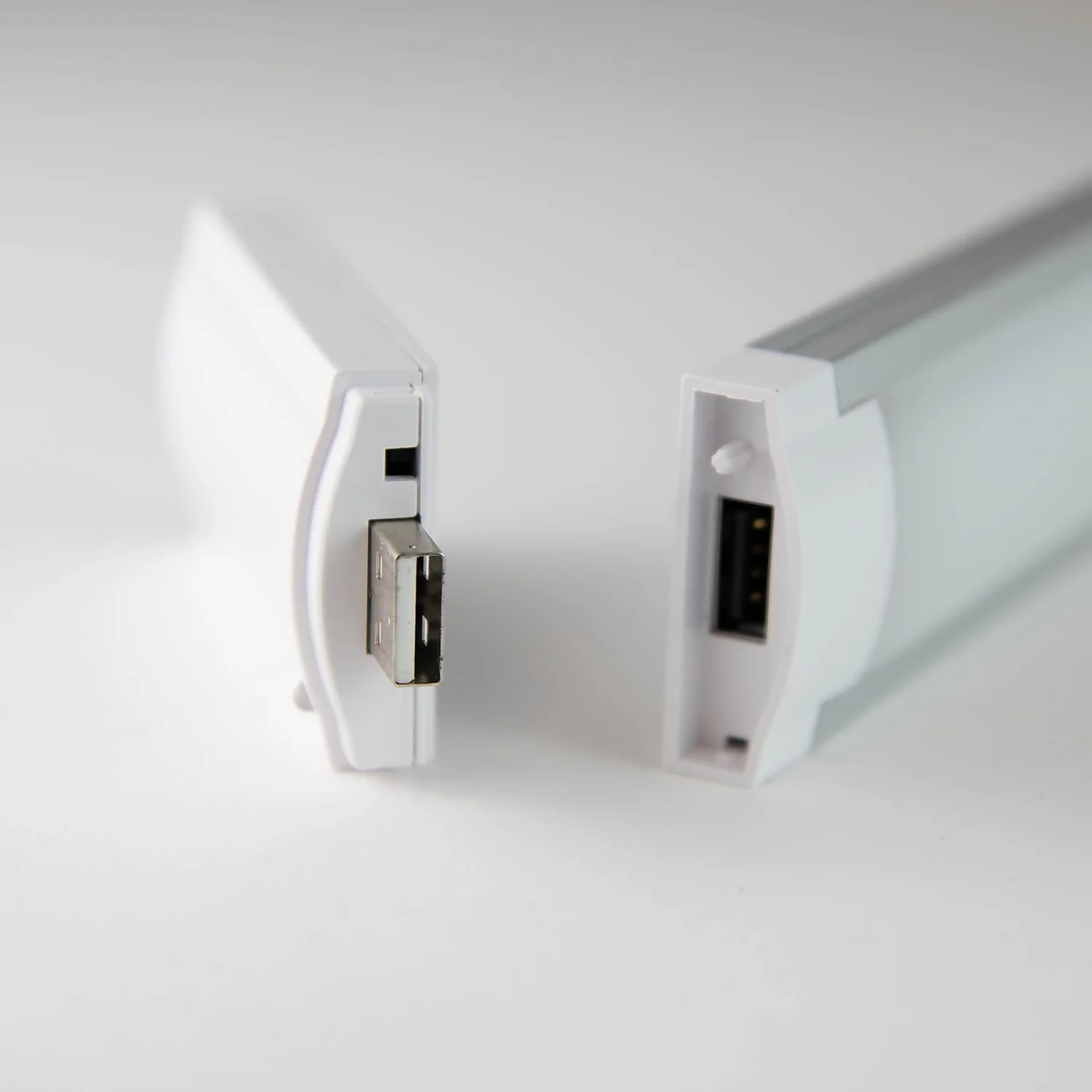 Arlec Lithium PIR LED Light Bar 28cm 8 Arlec Lithium PIR LED Light Bar 28cm - Image 8