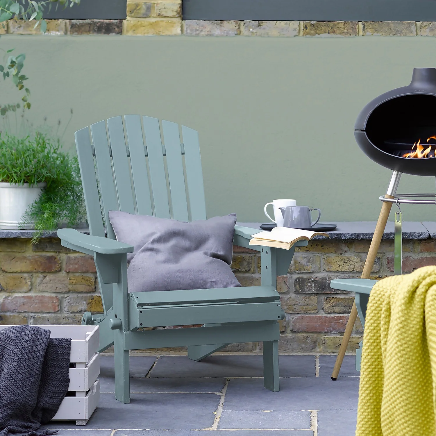 Sandtex® Rapid Dry Satin Paint Gentle Blue - 750ml 4 Sandtex® Rapid Dry Satin Paint Gentle Blue - 750ml - Image 4