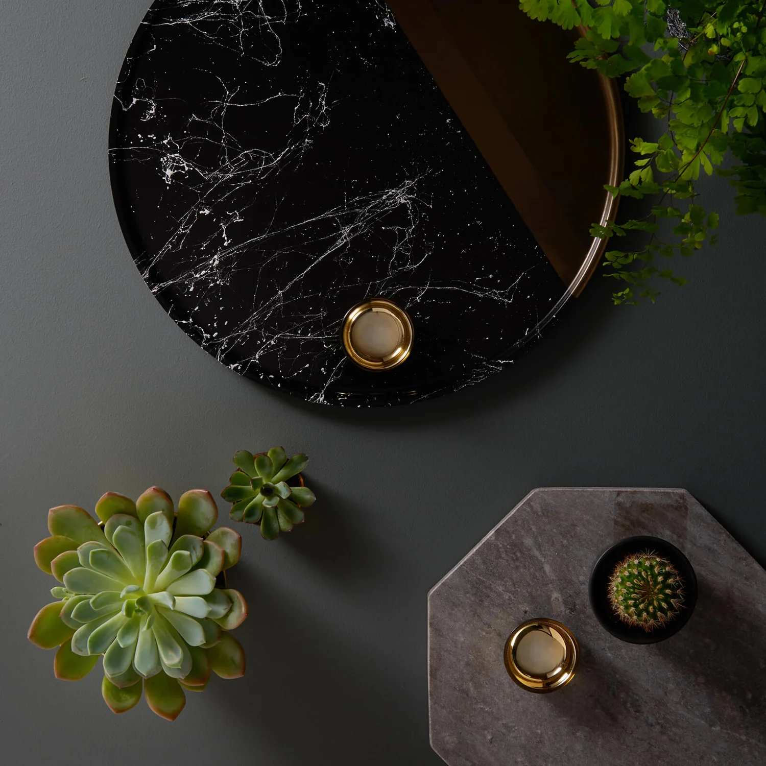 Craig & Rose Artisan Marble Effect Spray Paint - White - 400ml 6 Craig & Rose Artisan Marble Effect Spray Paint - White - 400ml - Image 6