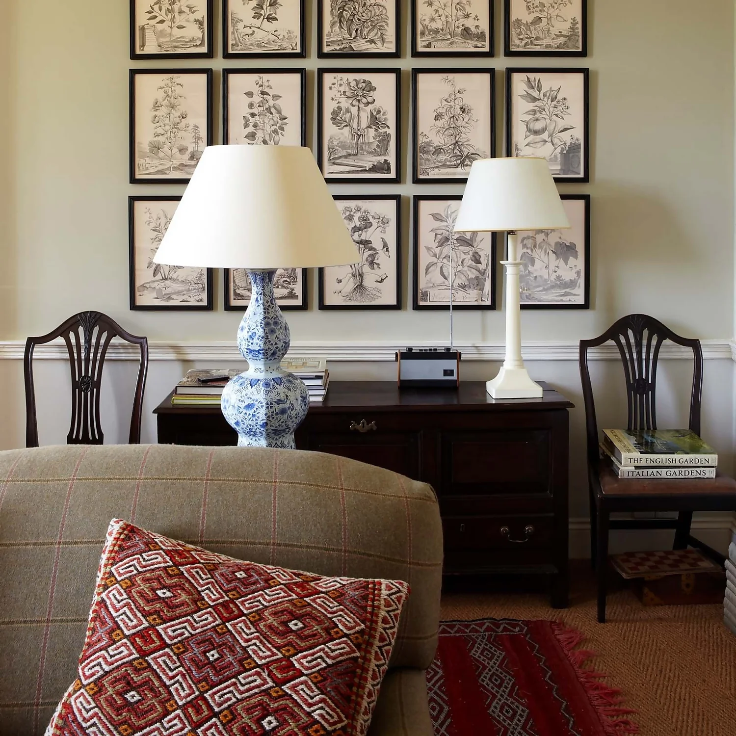 Farrow & Ball Modern Eggshell Paint Bone - 750ml 2 Farrow & Ball Modern Eggshell Paint Bone - 750ml - Image 2