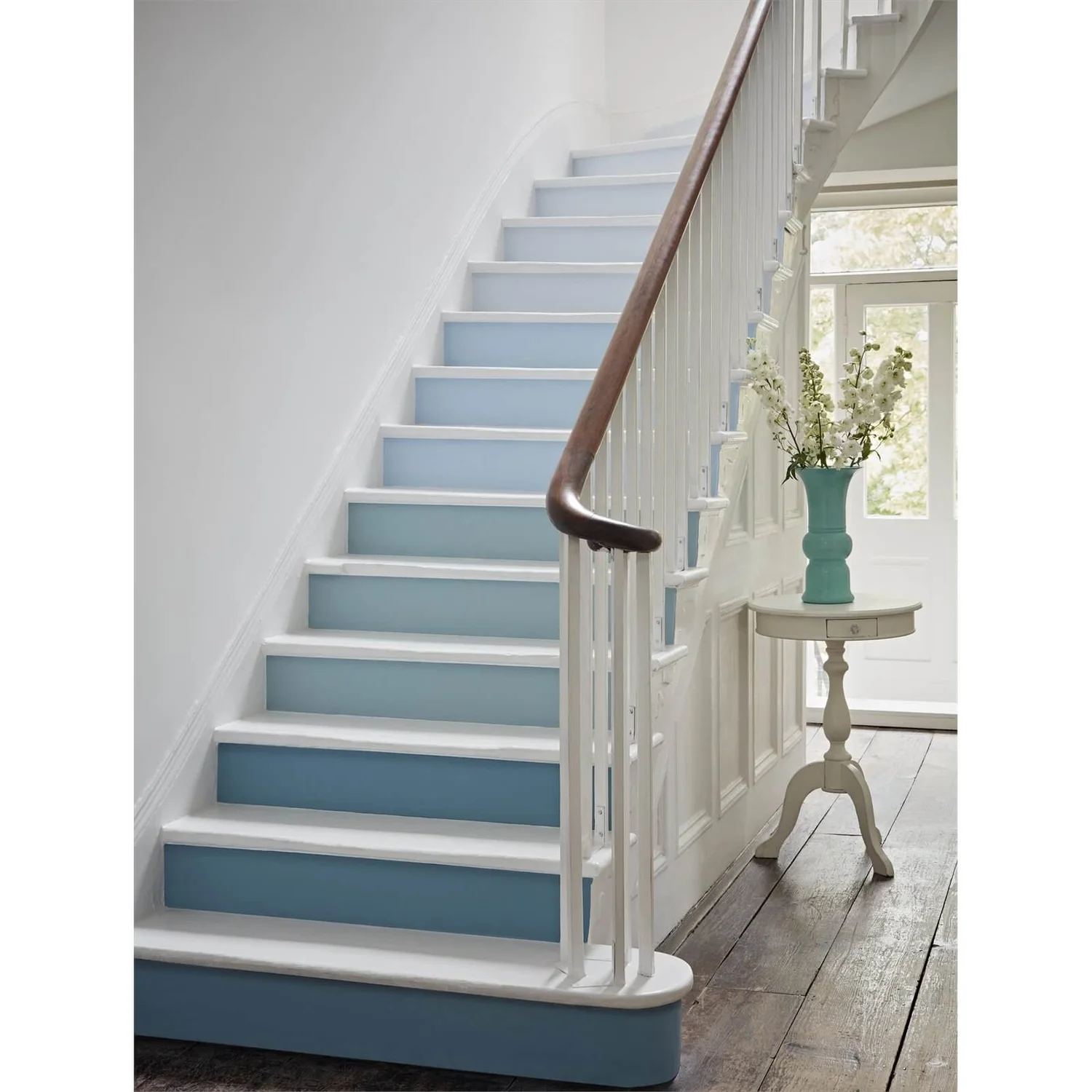 Crown Easyclean® Washable & Wipeable Multi Surface Matt Paint Clay White® - 2.5L 2 Crown Easyclean® Washable & Wipeable Multi Surface Matt Paint Clay White® - 2.5L - Image 2