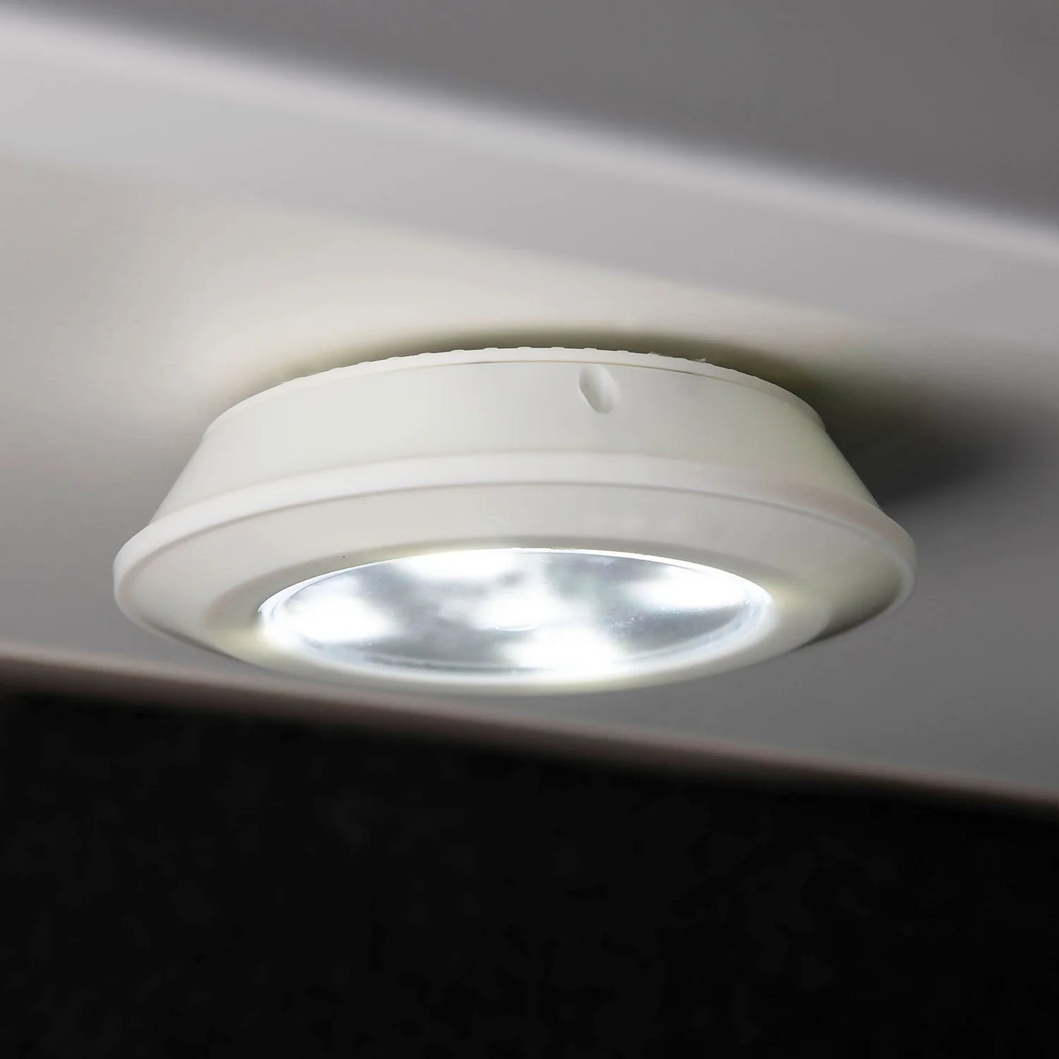 Arlec 2 Pack Round LED Push Lights 1 Arlec 2 Pack Round LED Push Lights