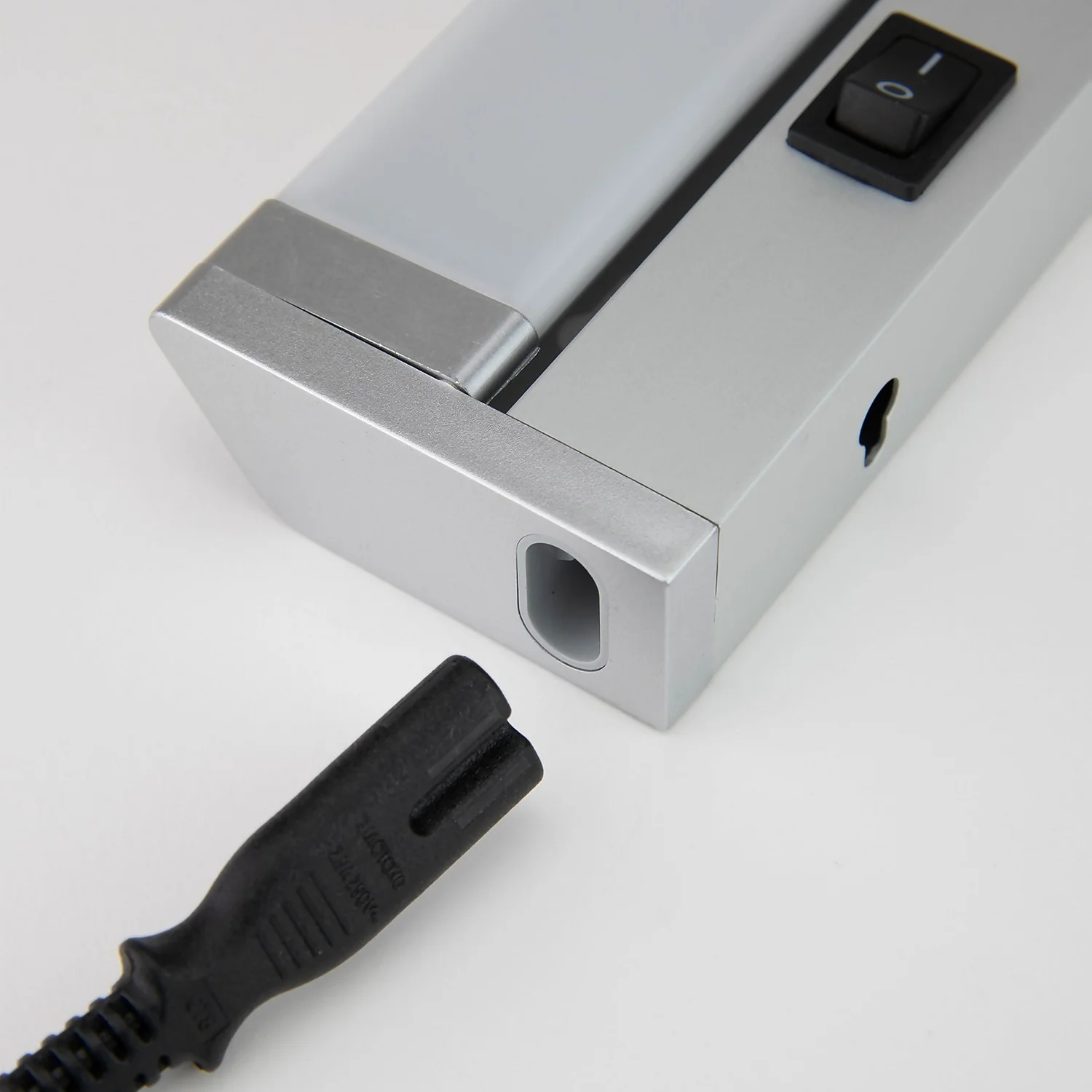 Arlec 10W LED Swivel Head Cabinet Light 8 Arlec 10W LED Swivel Head Cabinet Light - Image 8