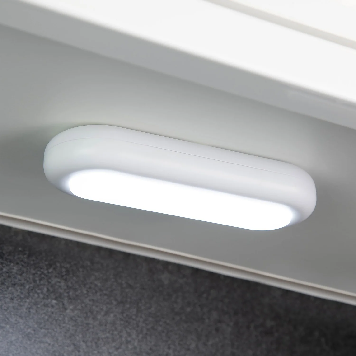 Arlec Small Push Light 1 Arlec Small Push Light