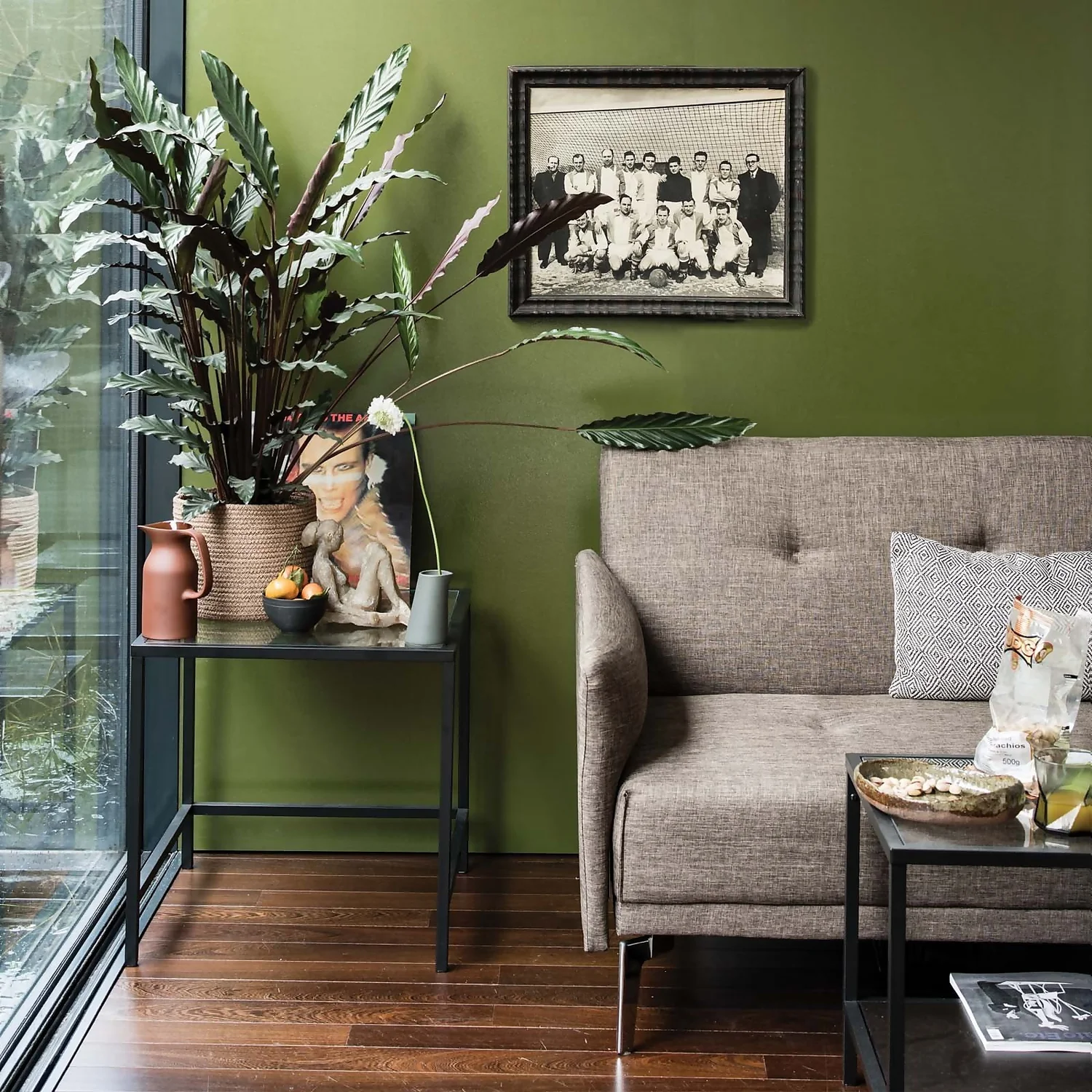 Farrow & Ball Modern Eggshell Paint Bancha - 2.5L 2 Farrow & Ball Modern Eggshell Paint Bancha - 2.5L - Image 2