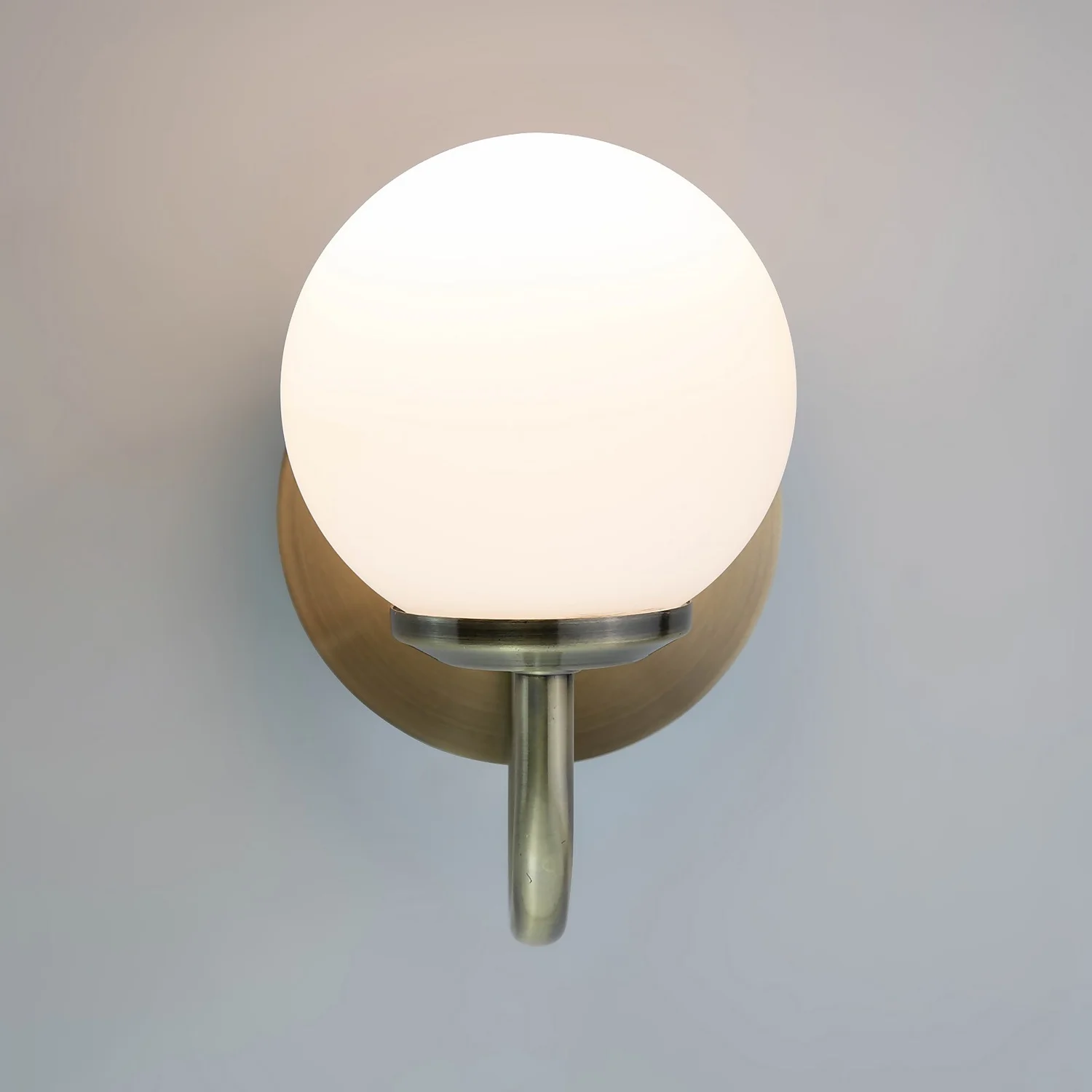 Victoria 6w Antique Brass LED Bathroom Wall Light 9 Victoria 6w Antique Brass LED Bathroom Wall Light - Image 9