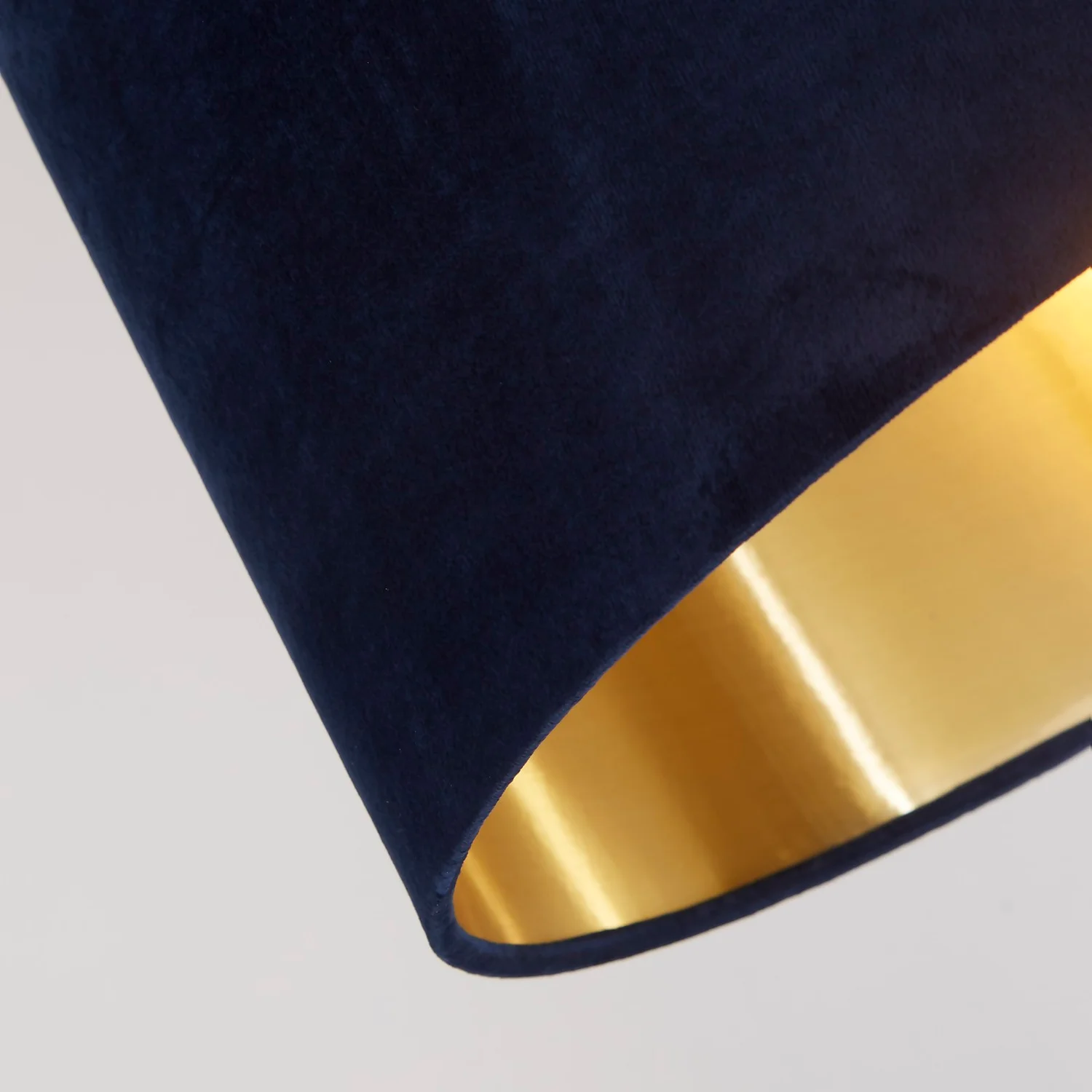 House Beautiful Samet Velvet Drum Shade - Navy - 45cm 3 House Beautiful Samet Velvet Drum Shade - Navy - 45cm - Image 3