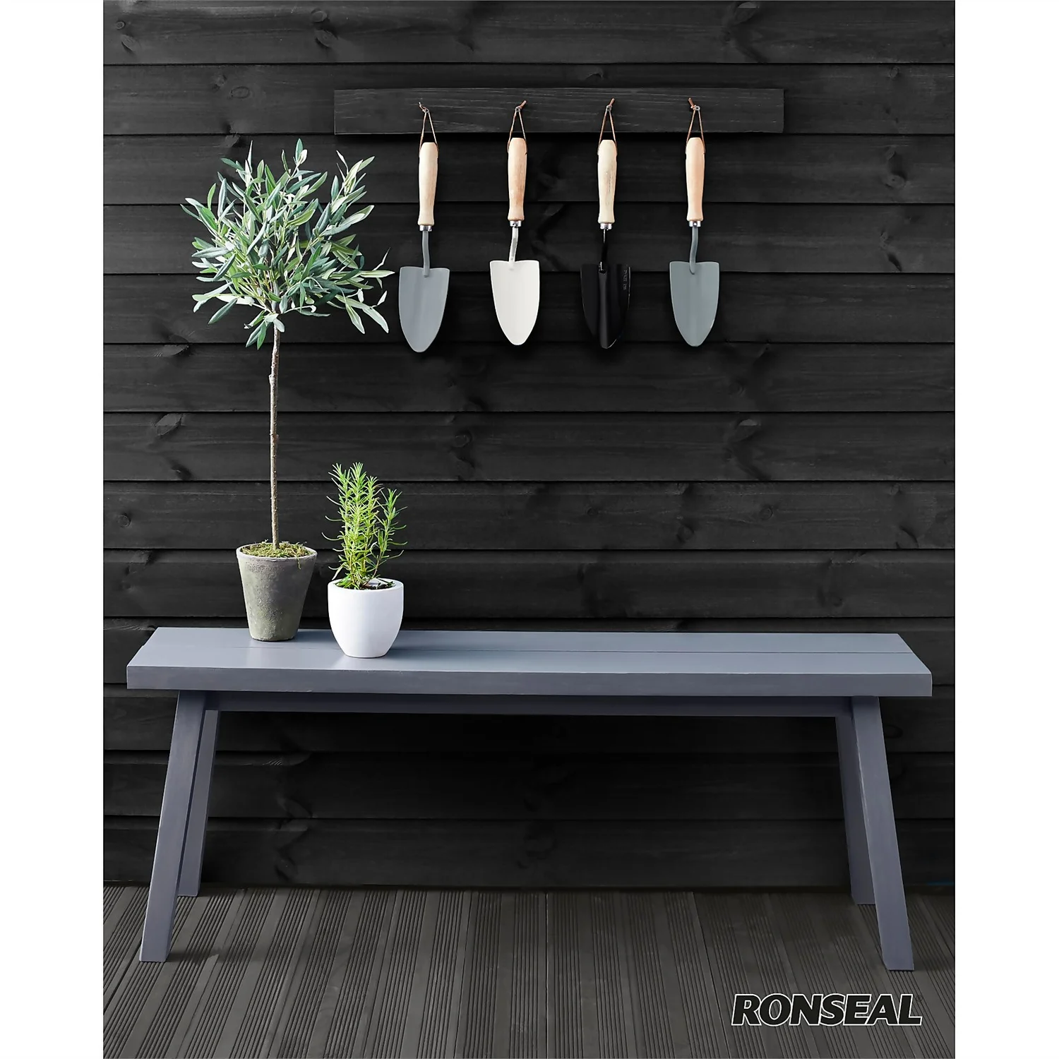 Ronseal Direct Metal Paint White Matt 750ml 2 Ronseal Direct Metal Paint White Matt 750ml - Image 2