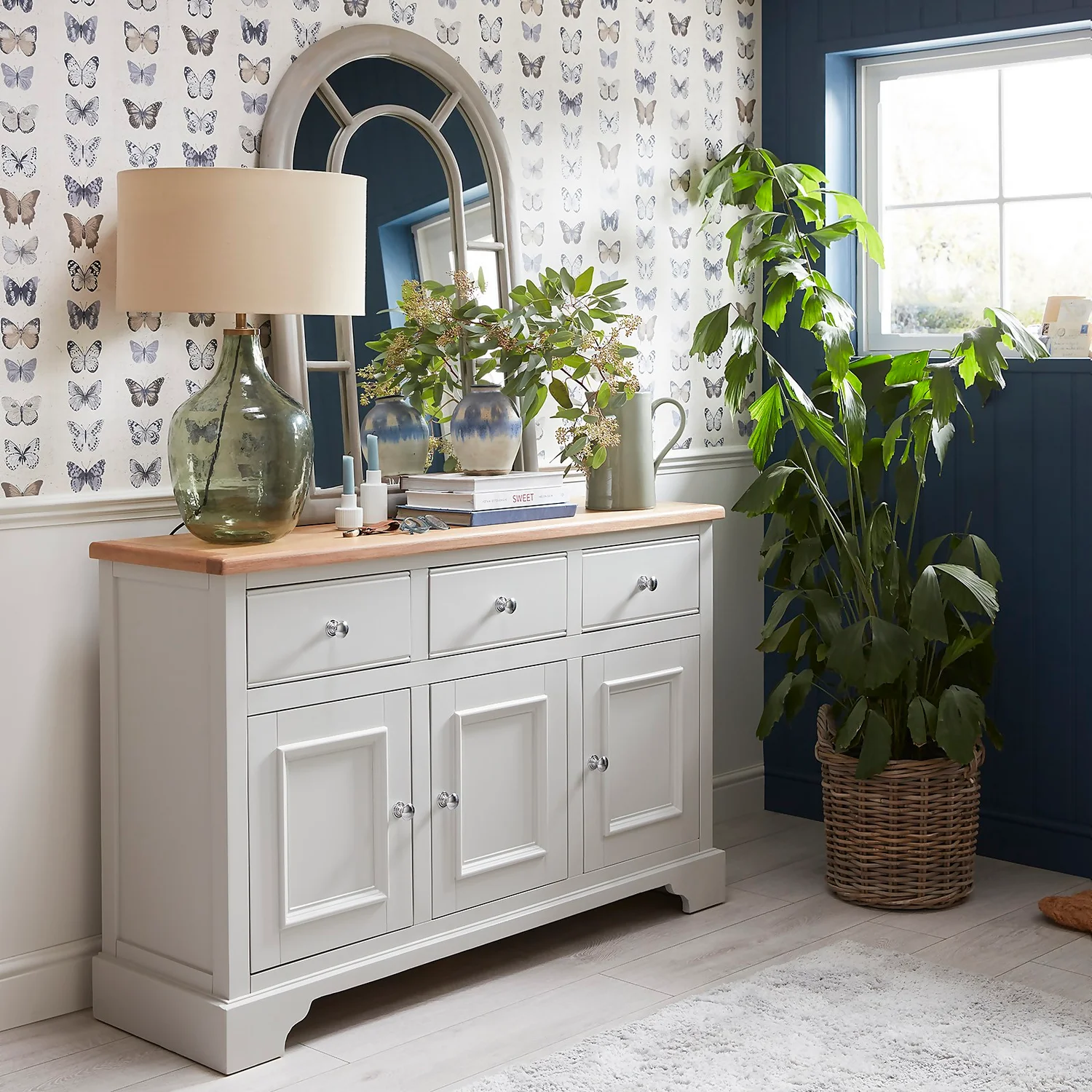 Westcott Oak Painted Large Sideboard 2 Westcott Oak Painted Large Sideboard - Image 2