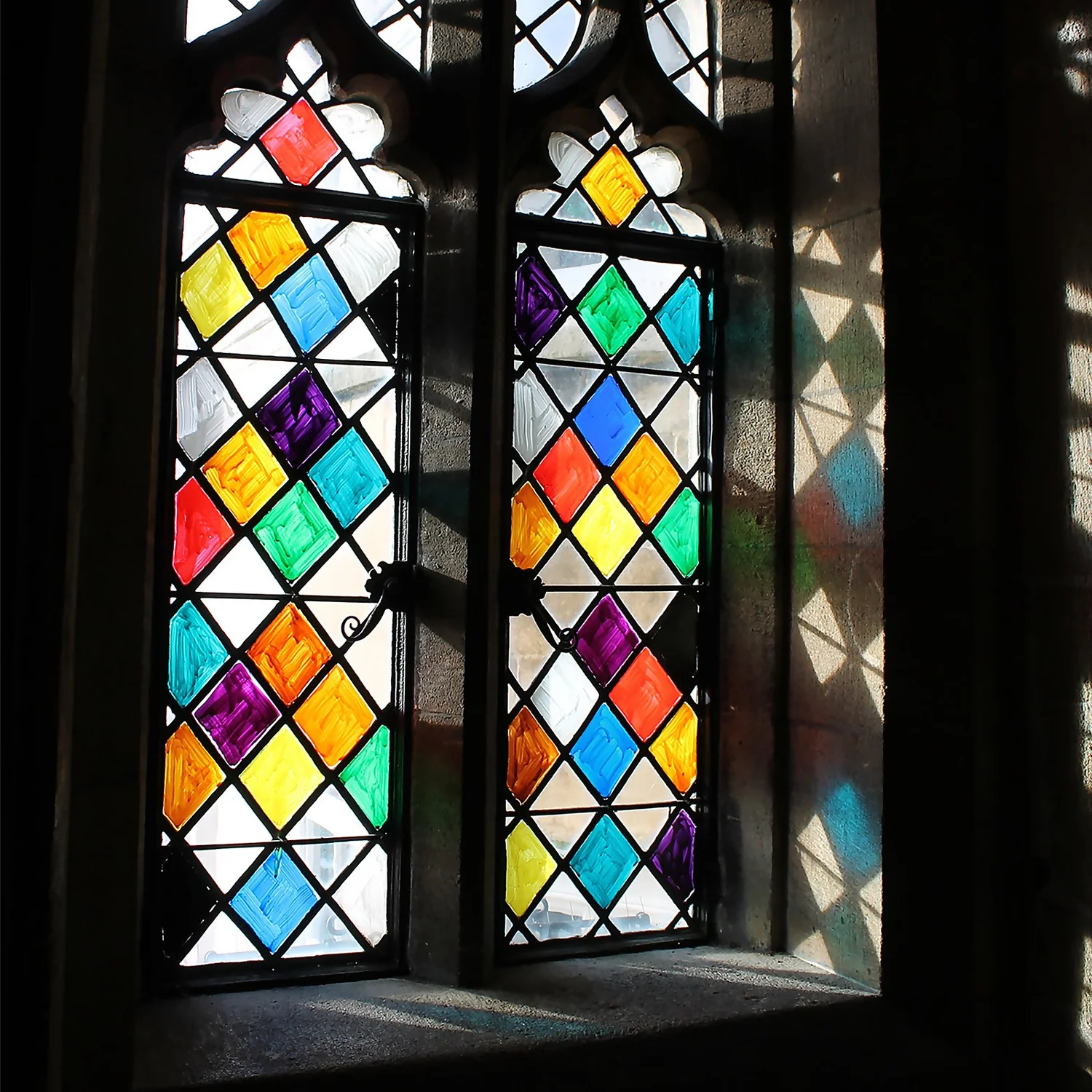 Thorndown White Witch Peelable Glass Paint 150ml 4 Thorndown White Witch Peelable Glass Paint 150ml - Image 4