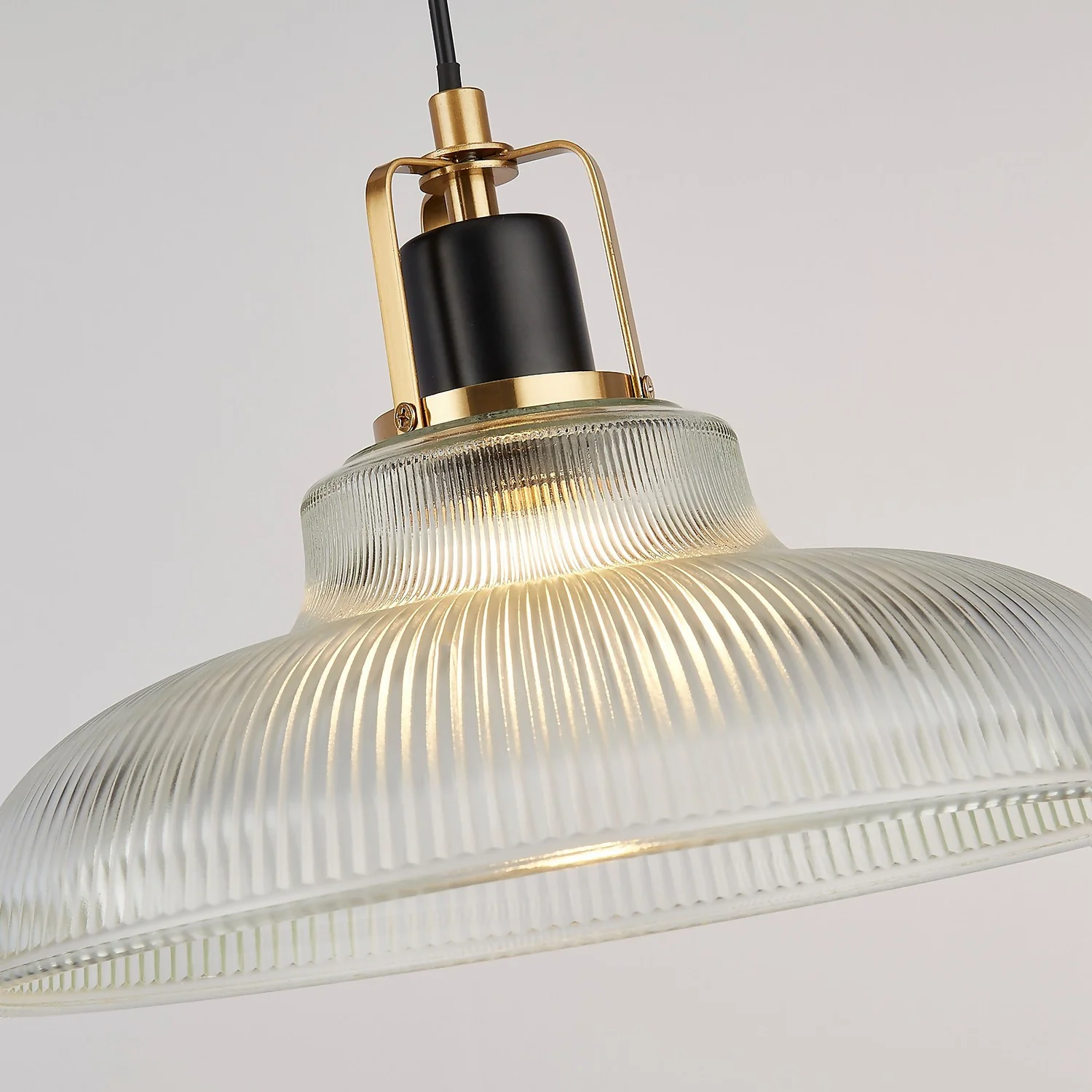 Glossop Ceiling Pendant Light - Glass Shade 4 Glossop Ceiling Pendant Light - Glass Shade - Image 4