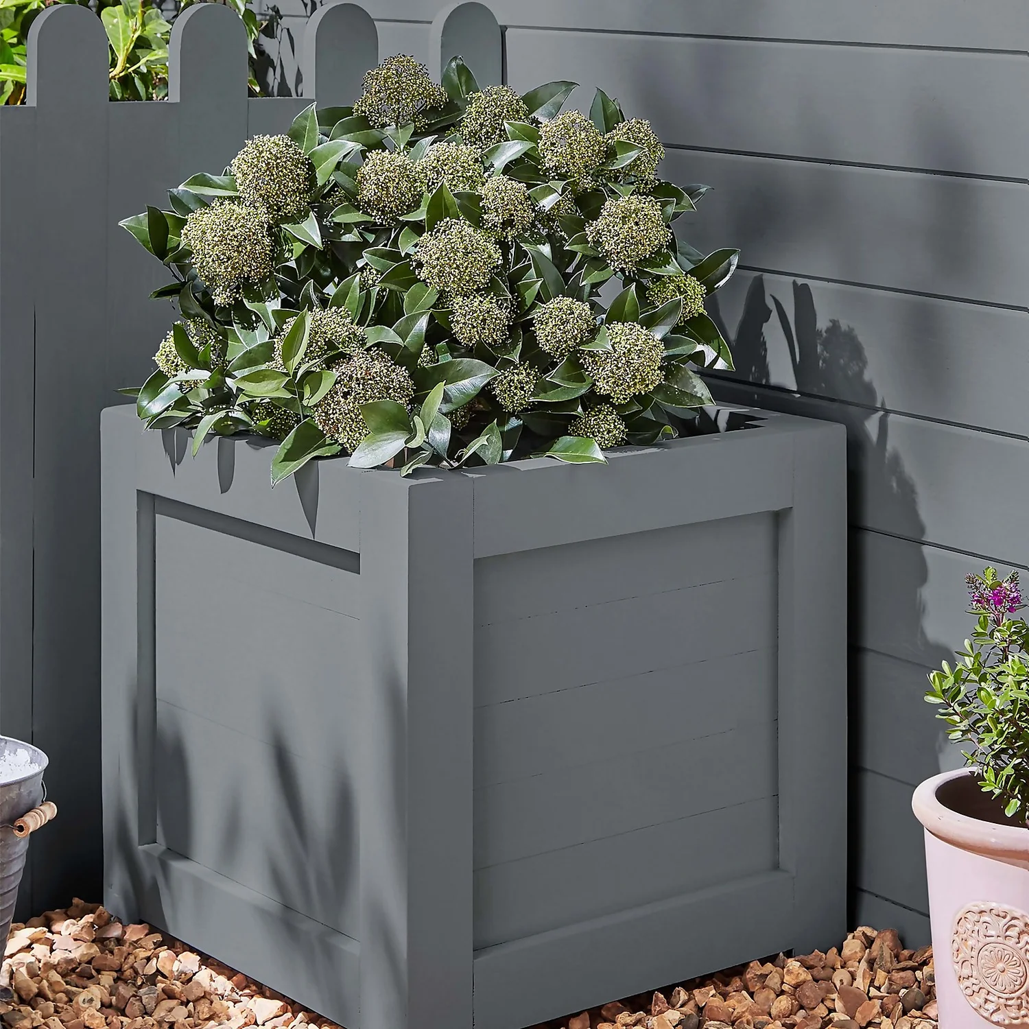 Laura Ashley Eggshell Garden Paint Dark Slate - 2.5L 2 Laura Ashley Eggshell Garden Paint Dark Slate - 2.5L - Image 2