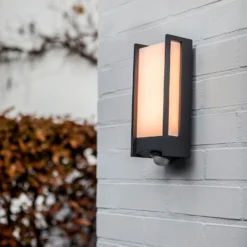 Lutec Qubo LED Outdoor Wall Light With PIR Motion Sensor - Anthracite 10 Lutec Qubo LED Outdoor Wall Light With PIR Motion Sensor - Anthracite -Cheap Deco Casa Store 13950215 3414993052600097