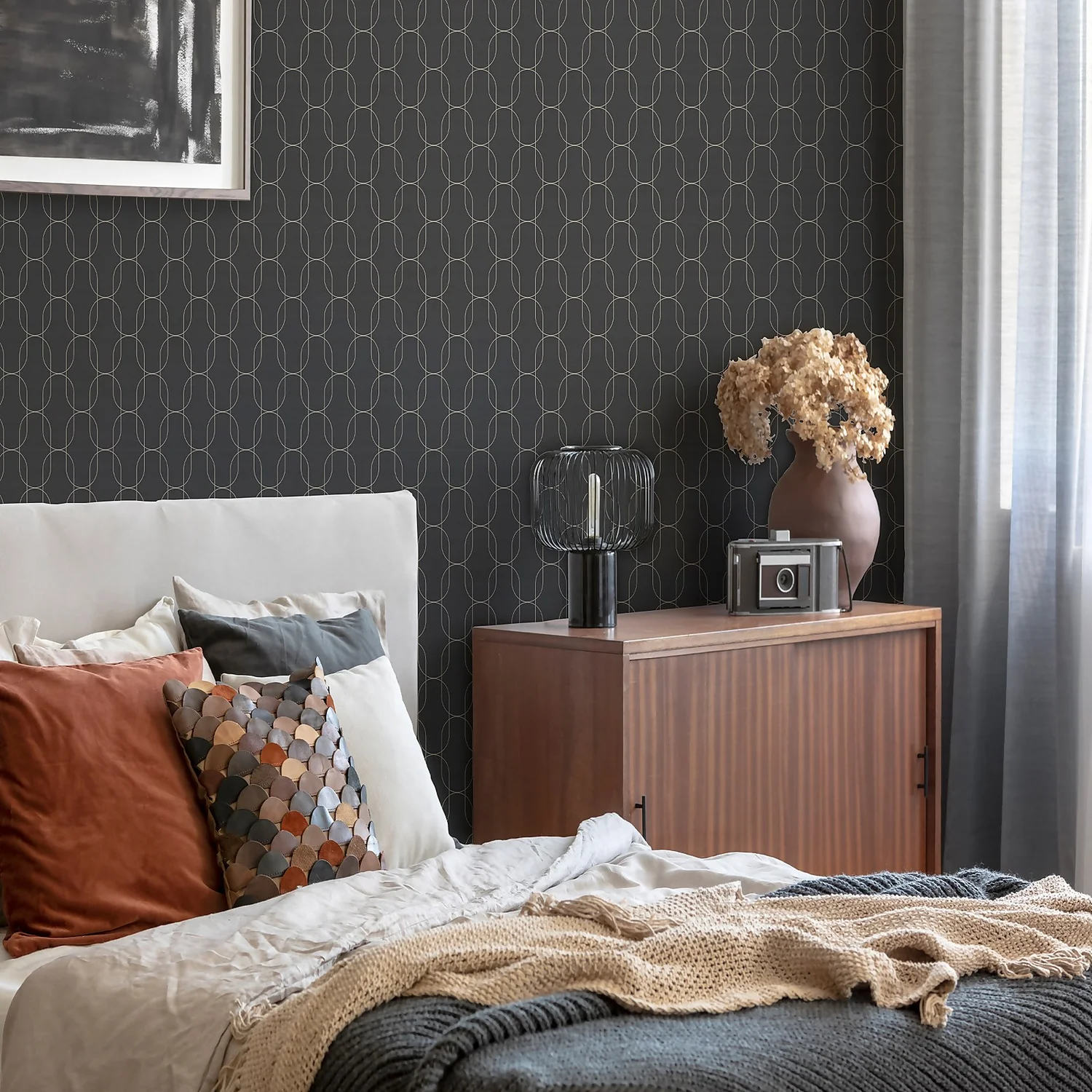 Superfresco Colours Eternity Black And Gold Wallpaper 4 Superfresco Colours Eternity Black And Gold Wallpaper - Image 4